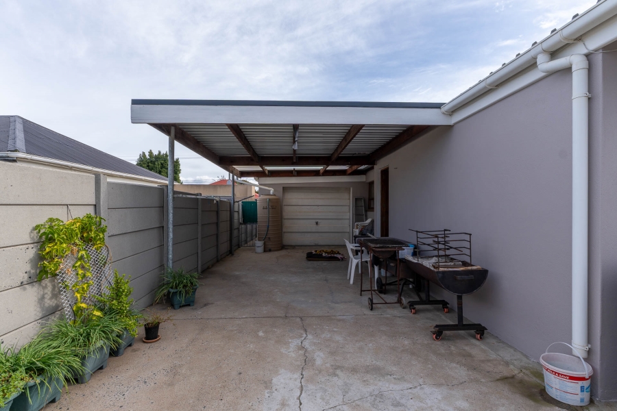4 Bedroom Property for Sale in Churchill Estate Western Cape
